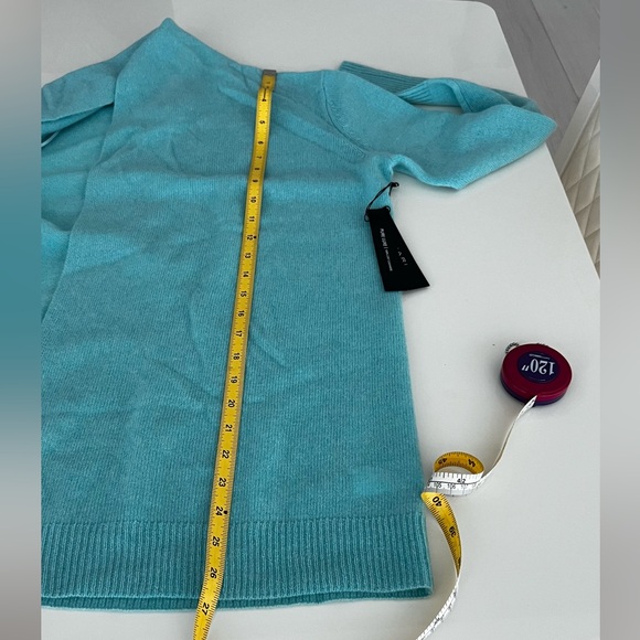 TAHARI PURE LUXE 100% CASHMERE  CARDIGAN SIZE S NWT - Picture 6 of 6